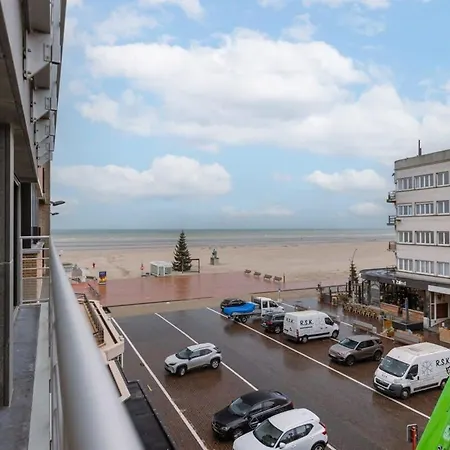 Huswell - Charming And Cozy With Sea View Apartment Koksijde